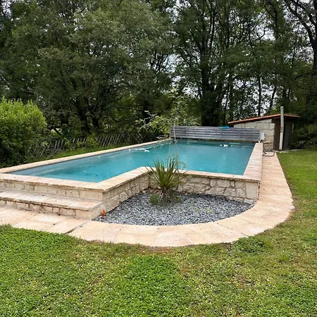 Holiday home Des Fours A Chaux