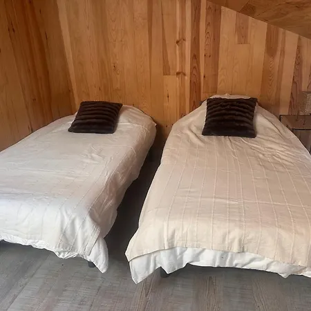 Des Fours A Chaux Holiday home *