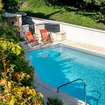 Des Fours A Chaux * Saumur