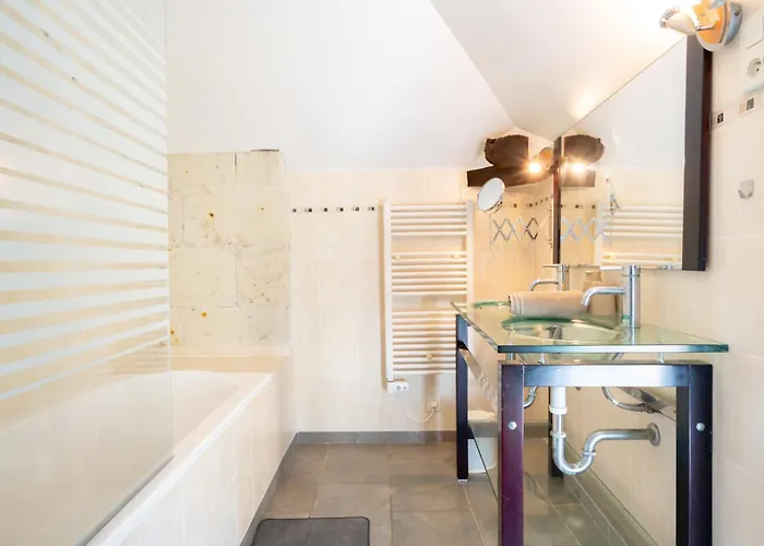 Des Fours A Chaux 度假居 *